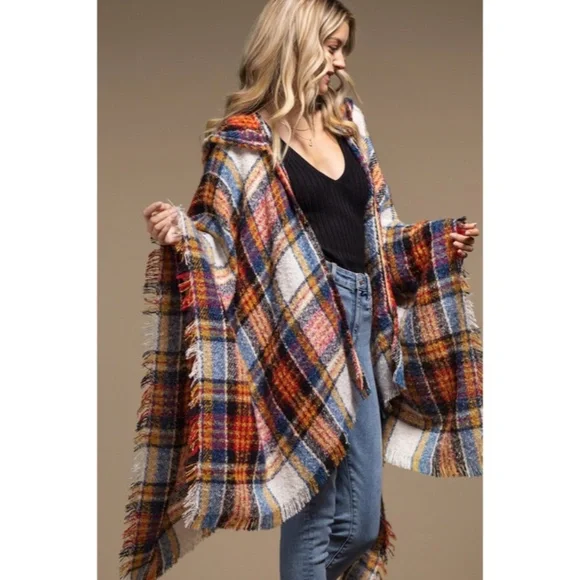 SOLD OUT Vin Chaud Knit Plaid Hooded Hoodie Open Fringe Ruana Wrap Fall Winter - Picture 3 of 6